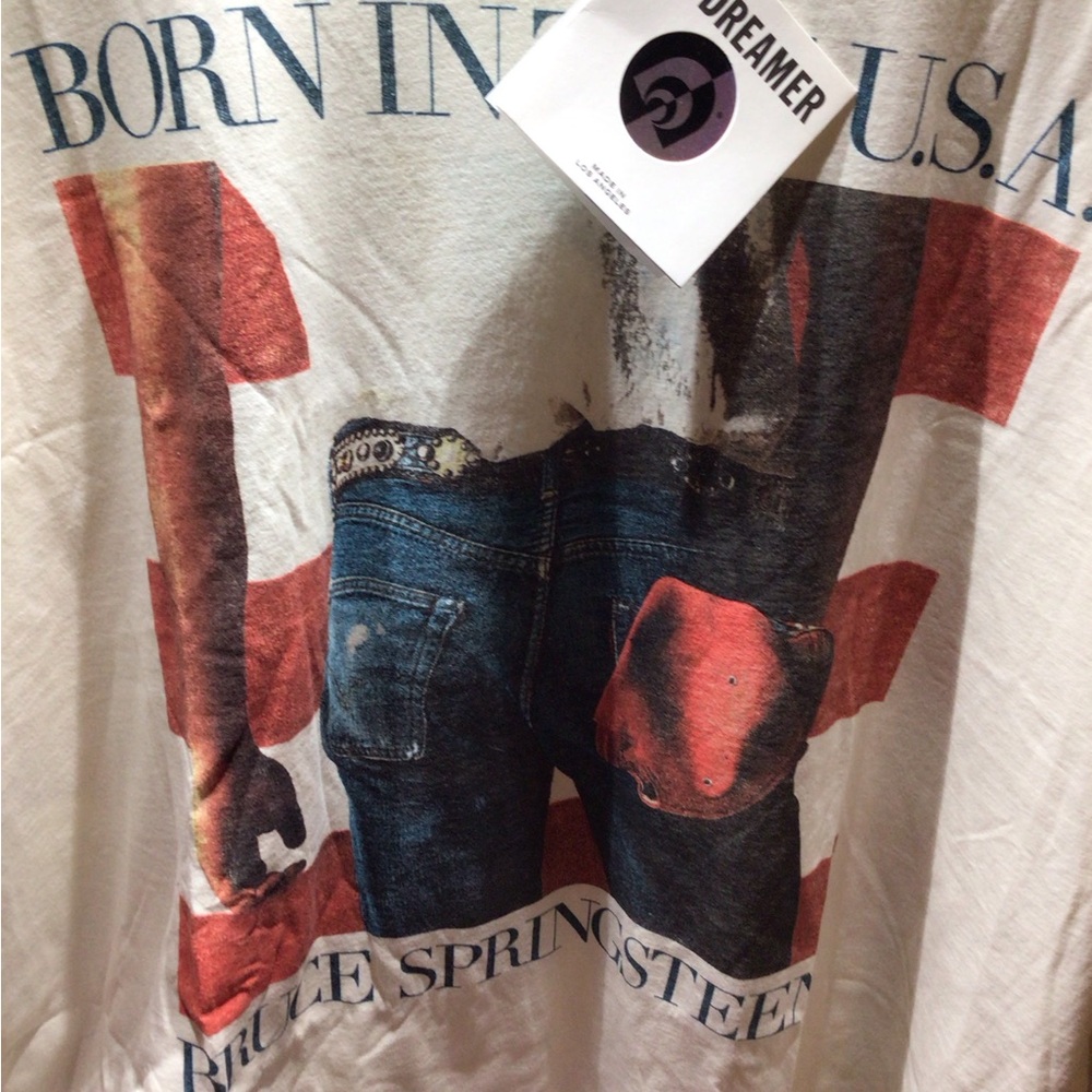 NEW! DAYDREAMER Bruce Springsteen Graphic Tee in Cream with Red & Blue Print - Picture 6 of 6